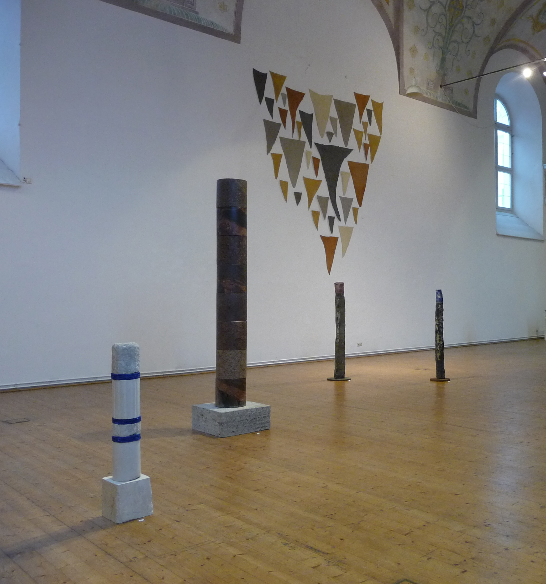 Werke von Helmut Dirnaichner in der Ausstellung  in Traunstein